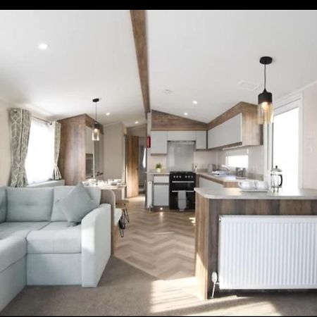 Q8 Ocean Edge Caravan Park Heysham Esterno foto