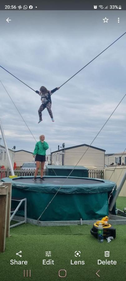 Q8 Ocean Edge Caravan Park Heysham Esterno foto